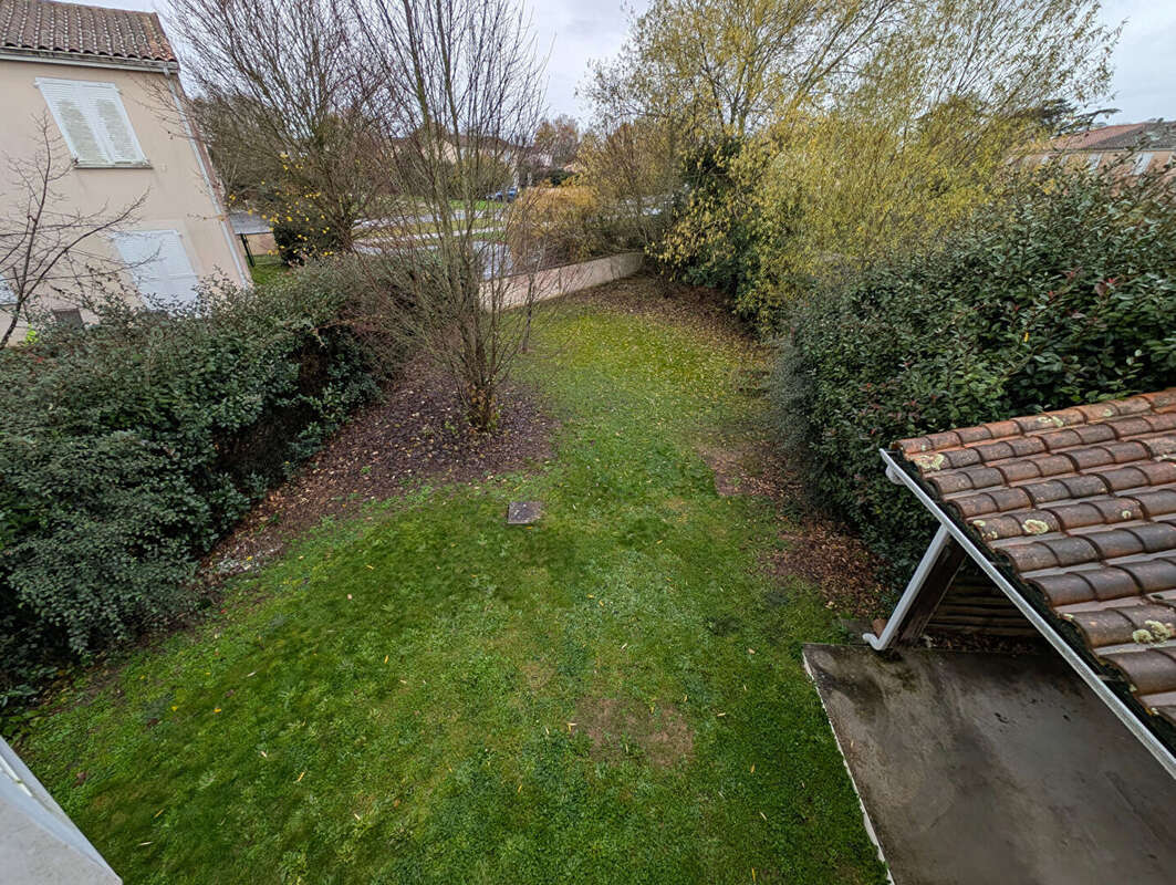 Maison à FONTAINE-LE-COMTE