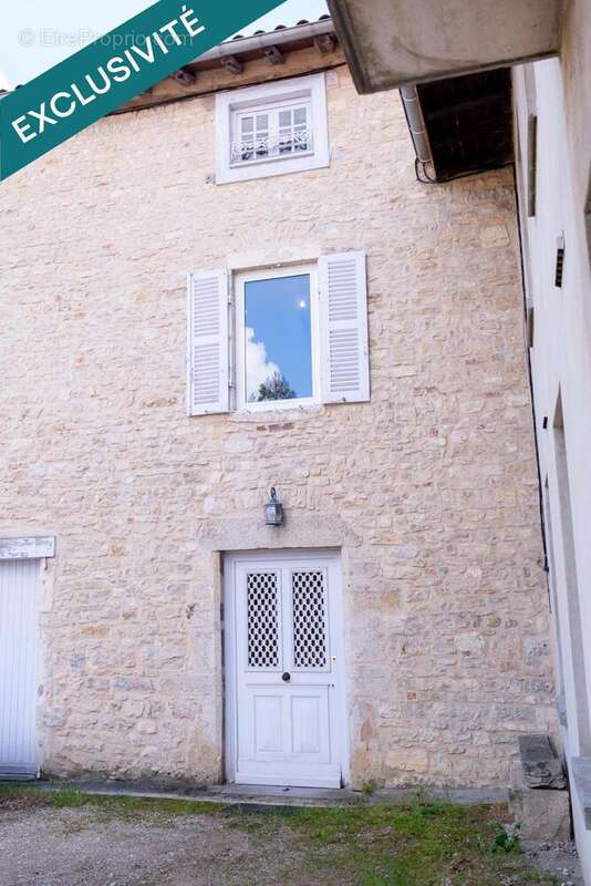 Maison 231 m² à Ceyzeriat  - photo 2