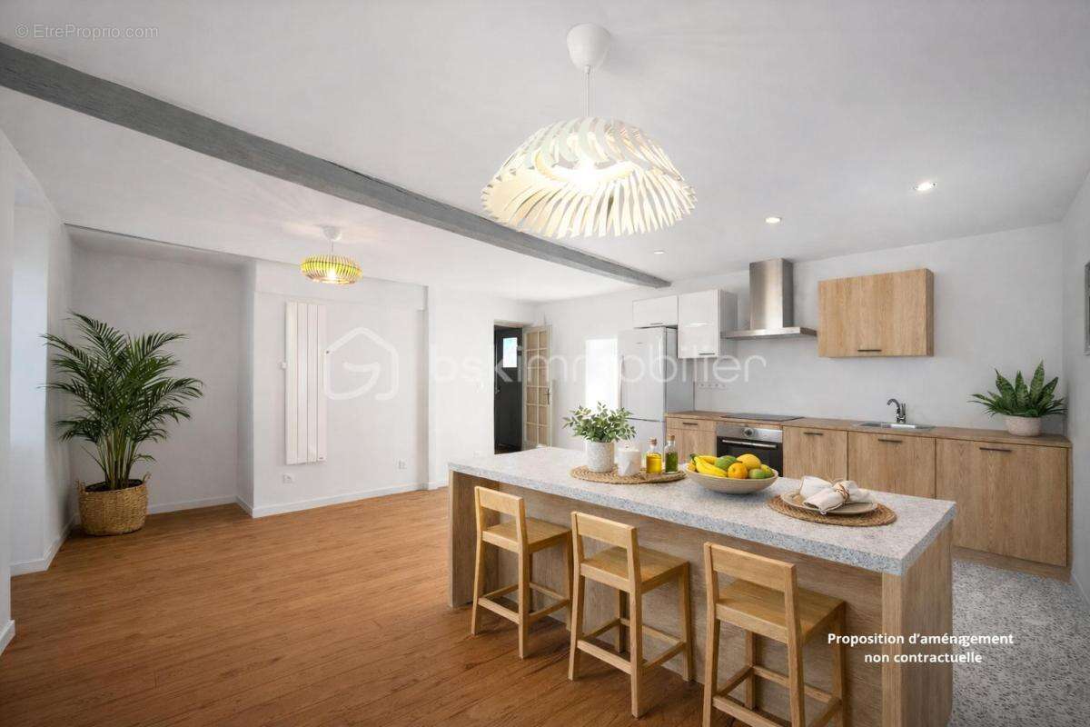 Maison de caractère rénovée — Au cœur d'un des plus beaux villages de France — Jardin plein sud, stationnement privatif - photo 5