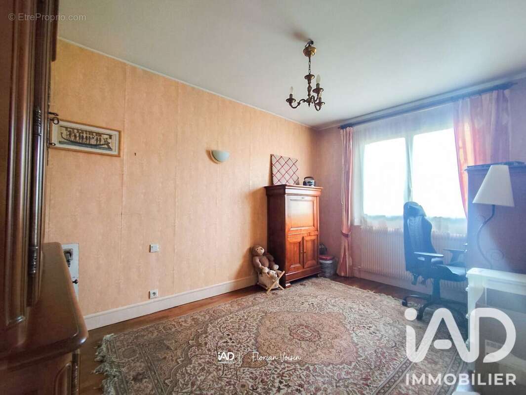 Maison 100 m² à Aubergenville  - photo 9