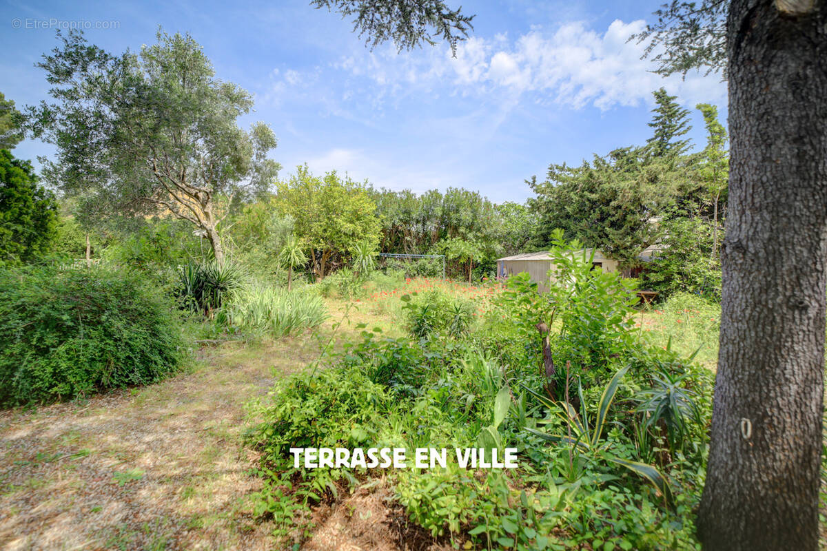 Terrain à LA CIOTAT