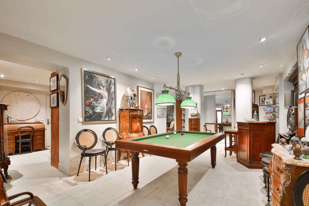 Appartement à PARIS-9E