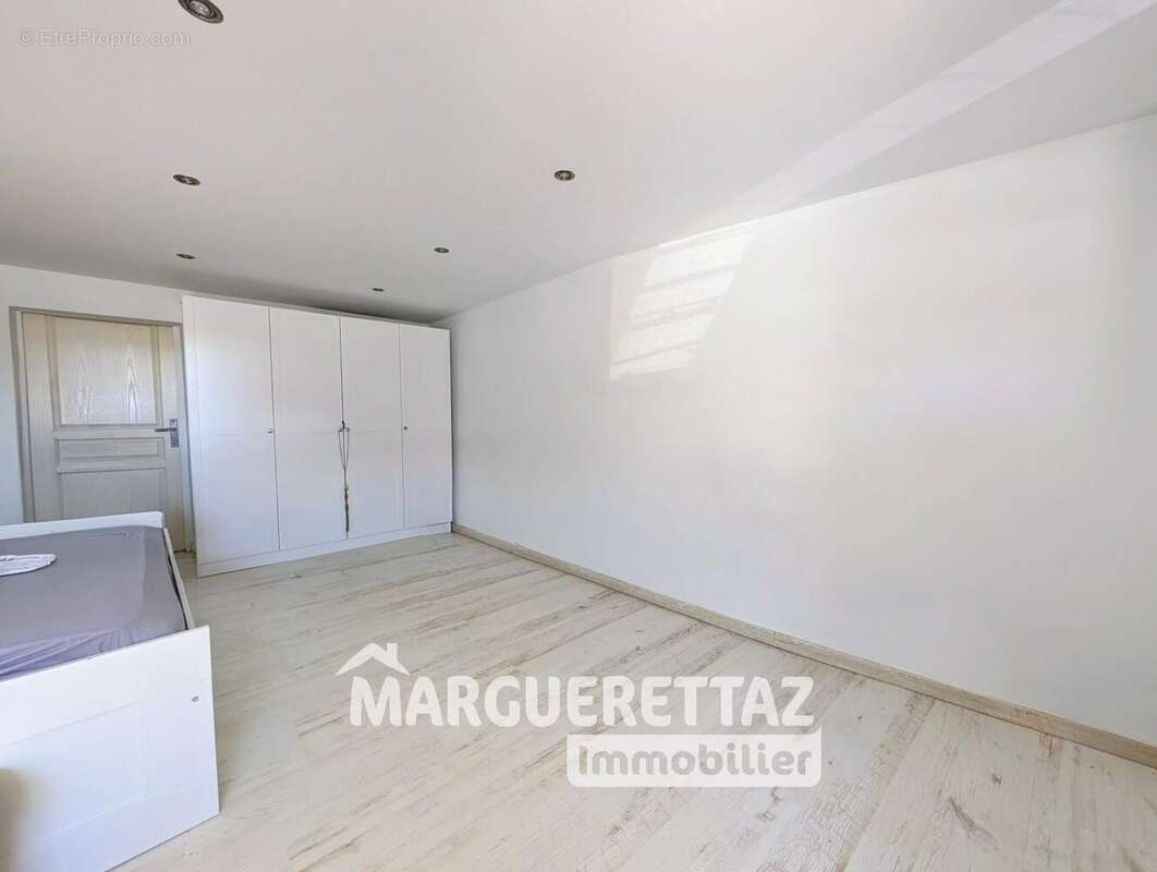 Appartement à VOUGY