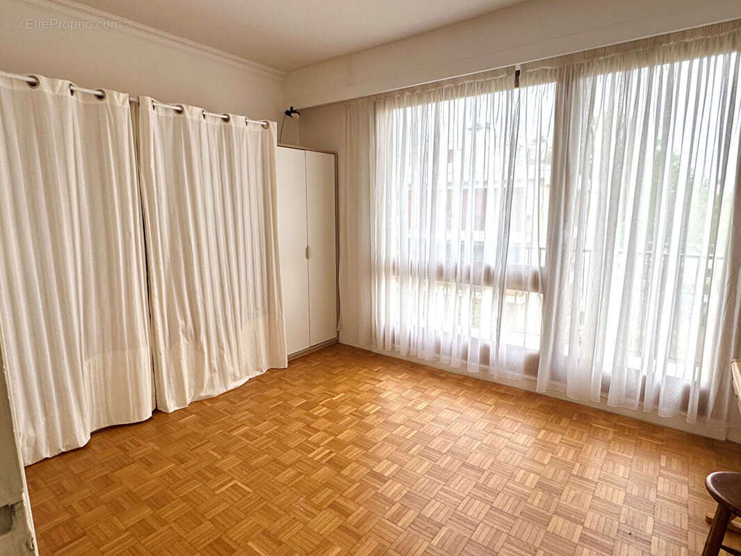 Appartement à MAISONS-LAFFITTE