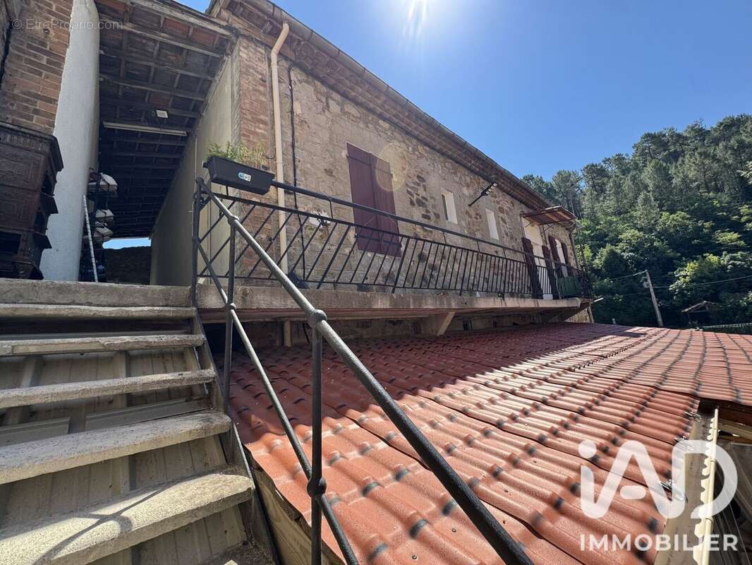 Maison 238 m² à Robiac-Rochessadoule  - photo 9