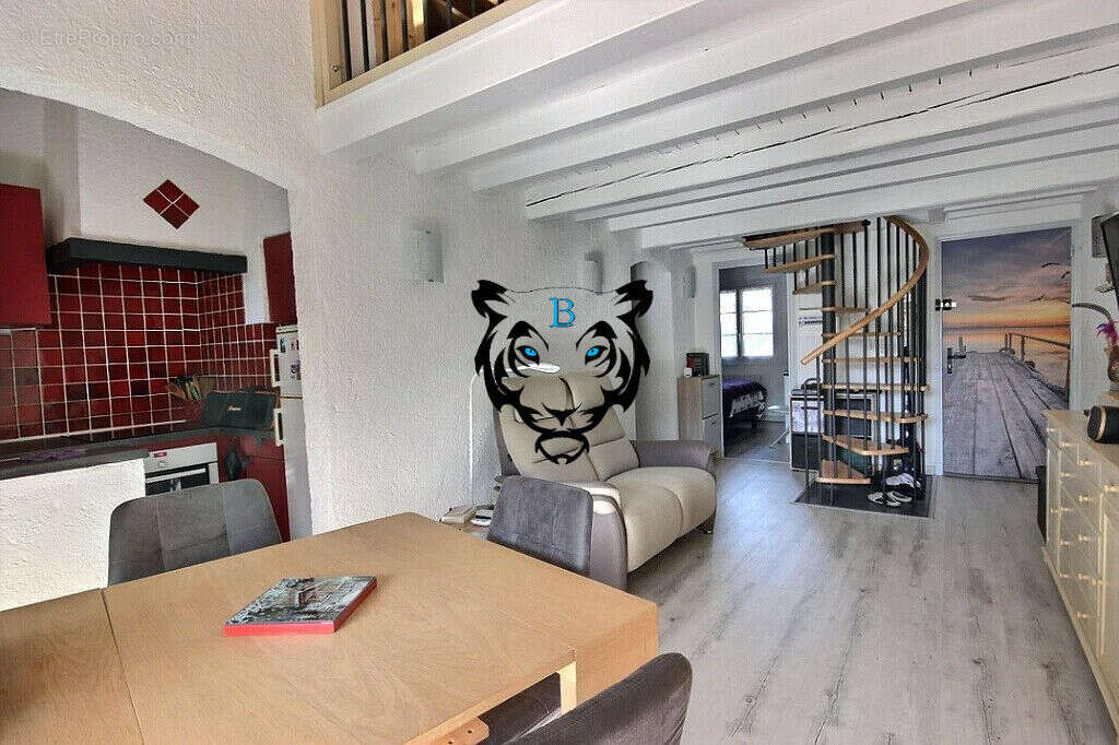 Appartement à LES ISSAMBRES