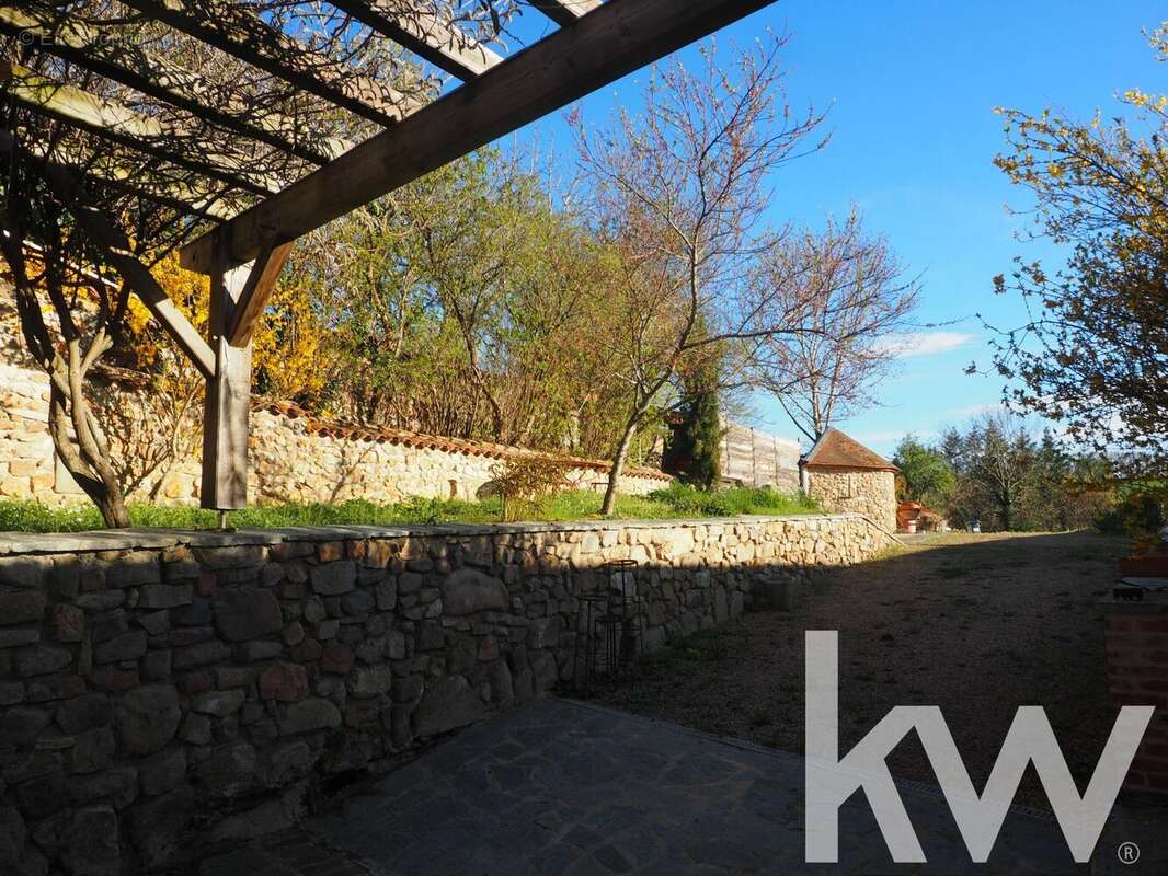 Maison à SAINT-JEAN-EN-VAL