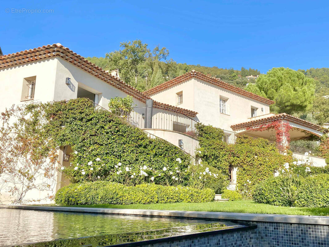 Maison à SPERACEDES