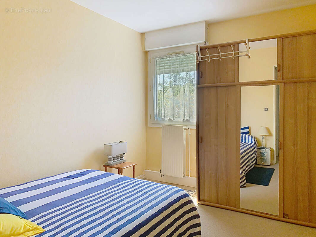 Appartement à VILLENAVE-D&#039;ORNON