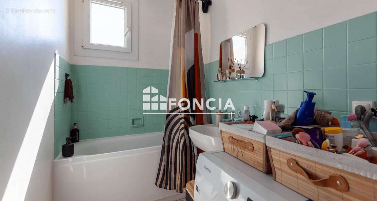 Appartement à MARIGNANE