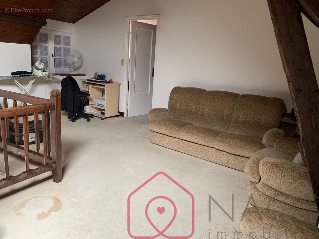 Maison 190 m² à Puiseaux  - photo 12