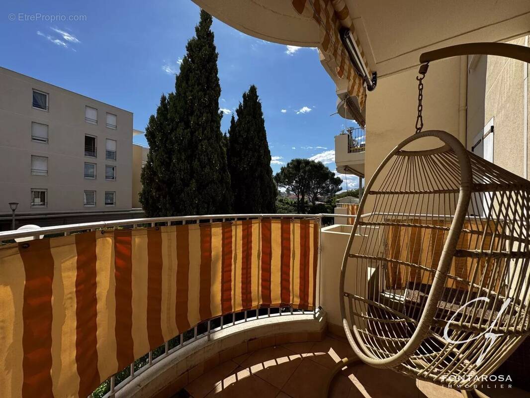 Appartement à FREJUS