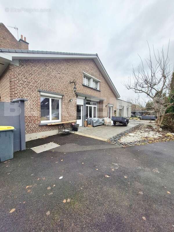 3966 - Maison à LA BASSEE