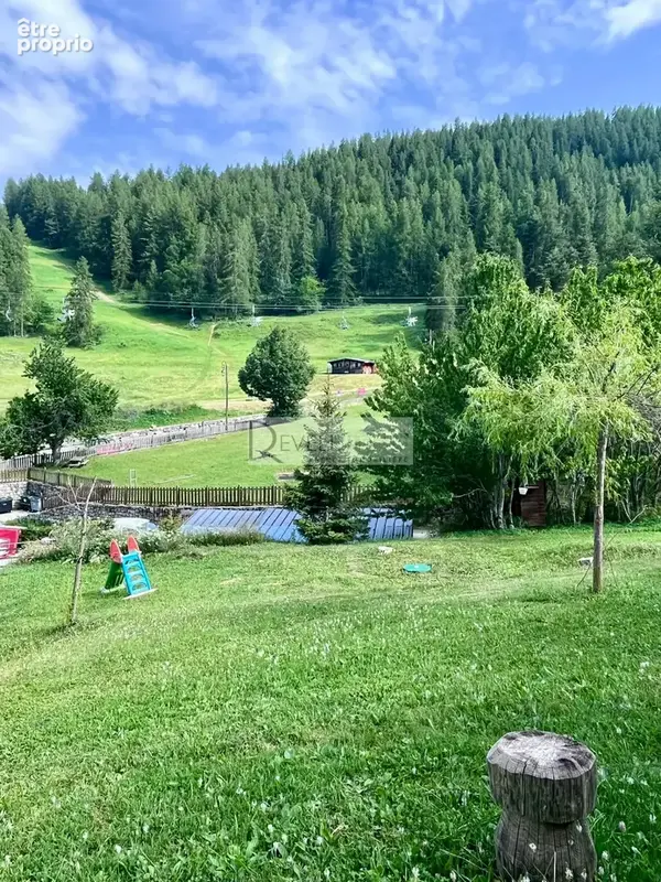 Terrain à ROUBION