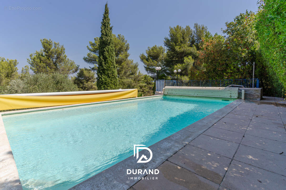 Maison à LA PENNE-SUR-HUVEAUNE