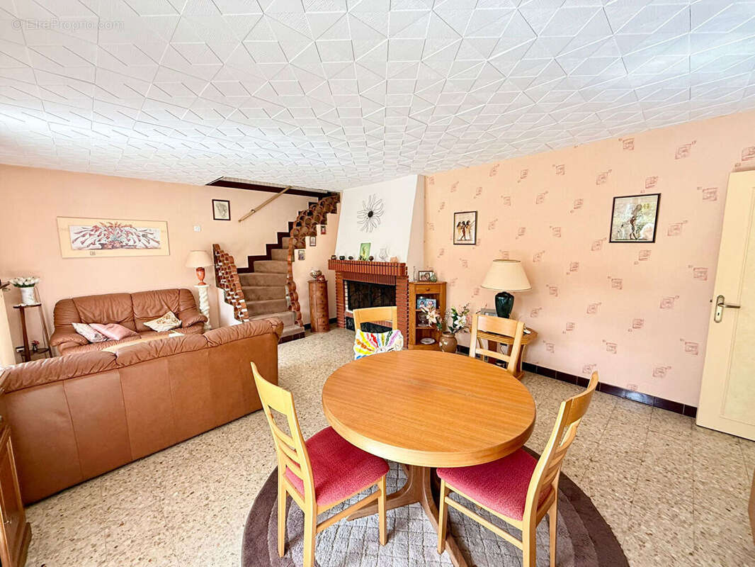 Maison à ARMENTIERES-EN-BRIE