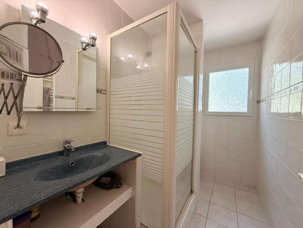 Maison 121 m² à Courcoury  - photo 9