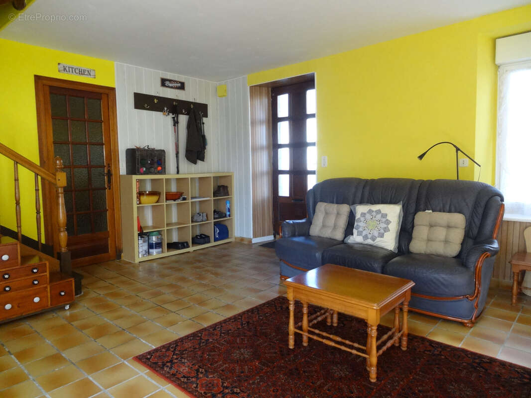 Maison à PLOUNEVEZ-QUINTIN