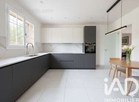 Maison 168 m² à Fayence  - photo 9