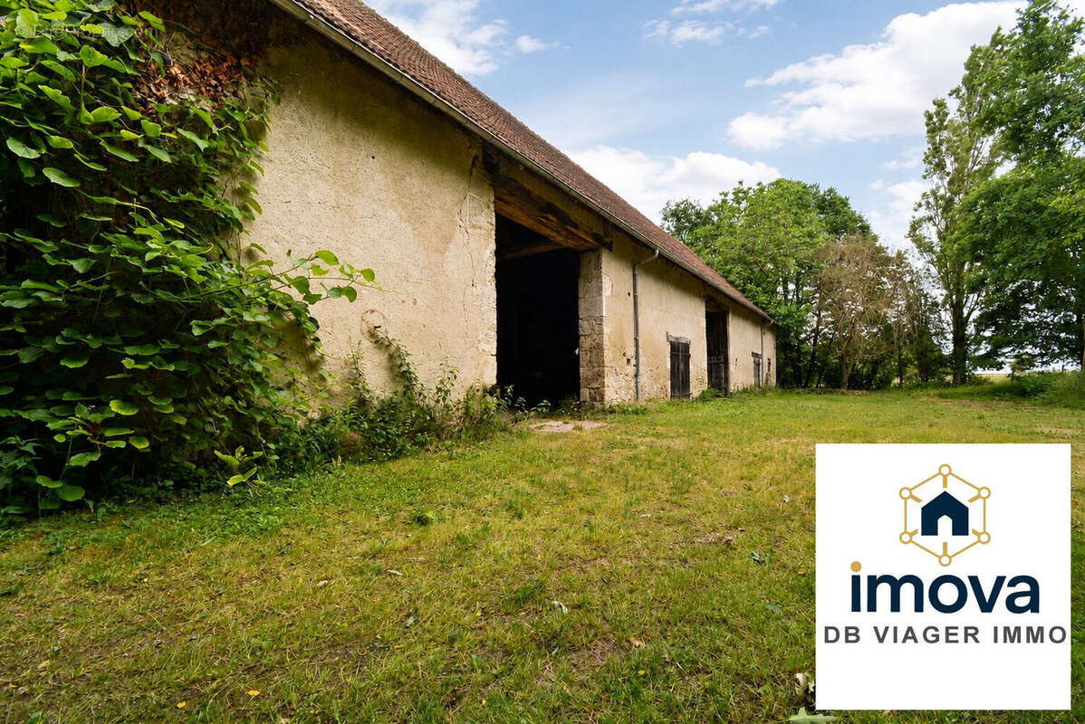 Maison 152 m² à Rongeres  - photo 6