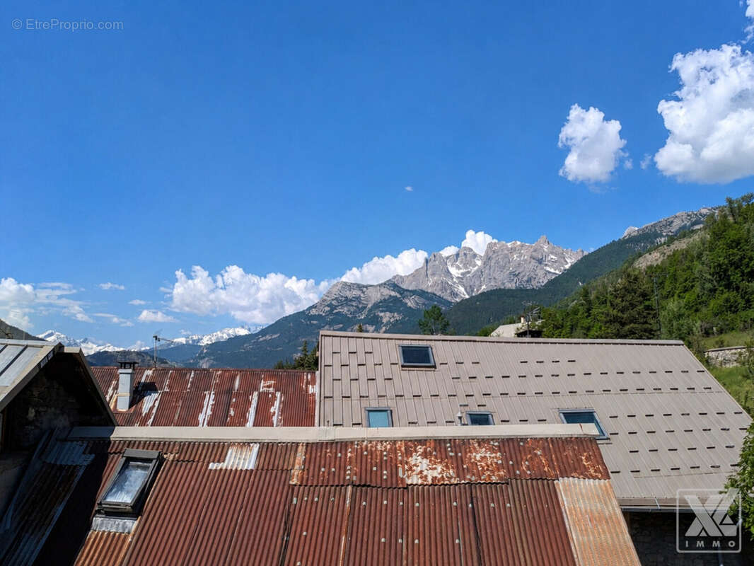 BRIANÇON – Joli T2 traversant de 51,79 m2 + Cave - photo 8