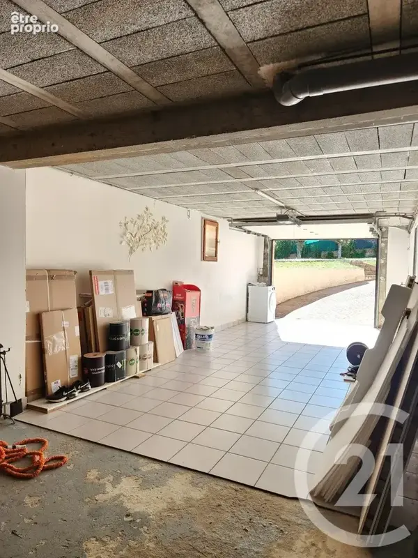 Maison 6 pièces 130 m² à vendre à Saint-Laurent-De-Mure (69720) - photo 16