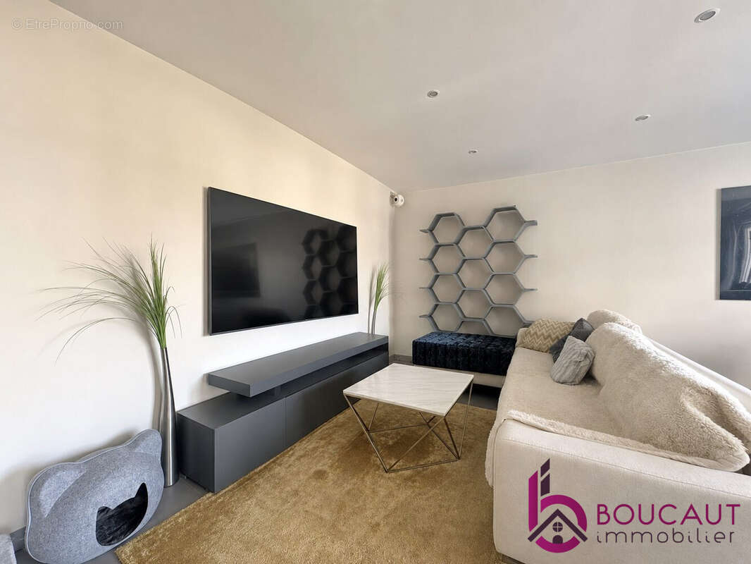 Appartement à LE PLESSIS-ROBINSON