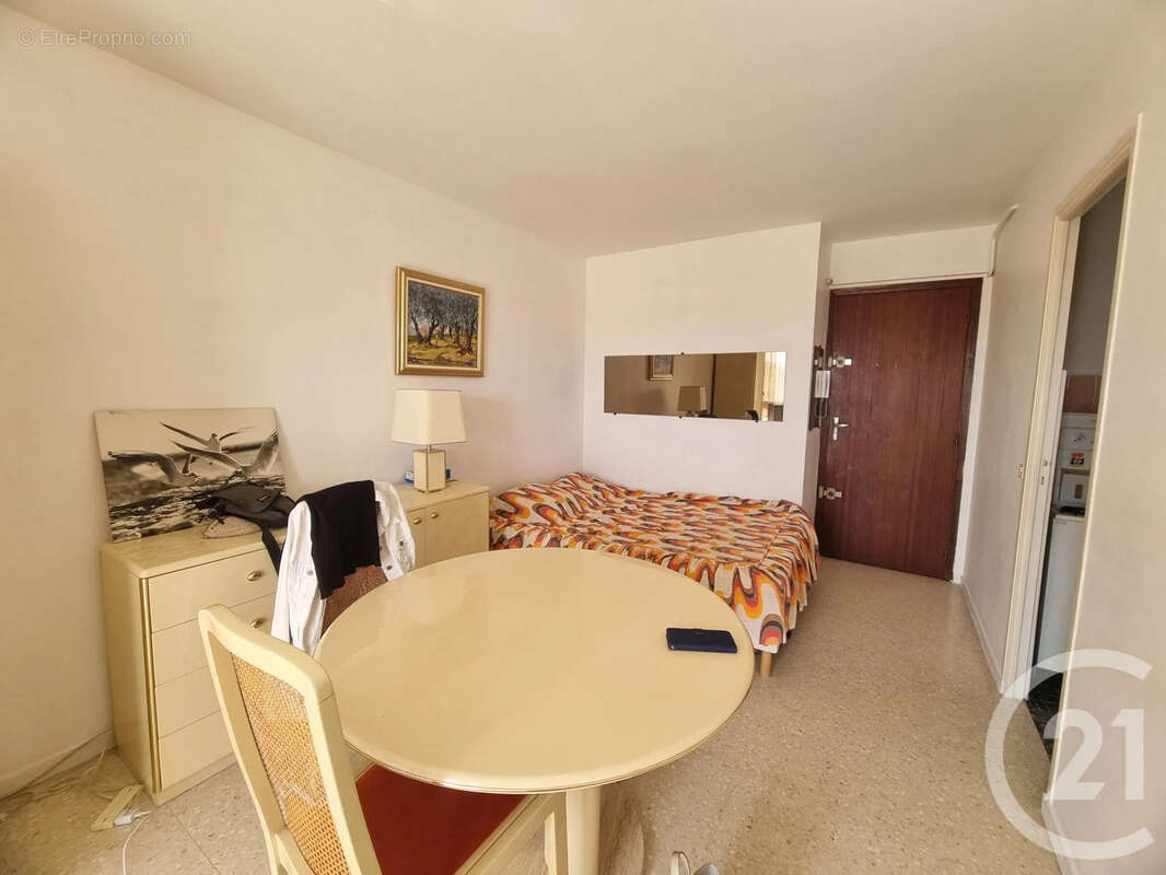 Appartement à ROQUEBRUNE-CAP-MARTIN