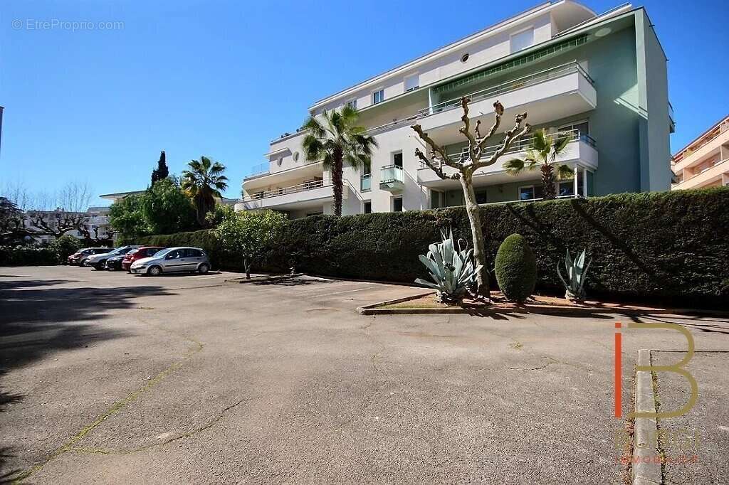 Appartement à SAINT-RAPHAEL