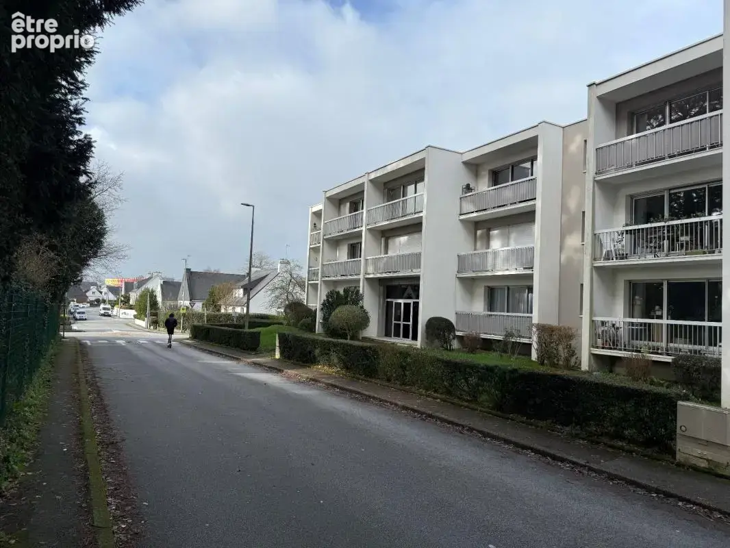 Appartement t3 - 66 m² - cave - parking - photo 12