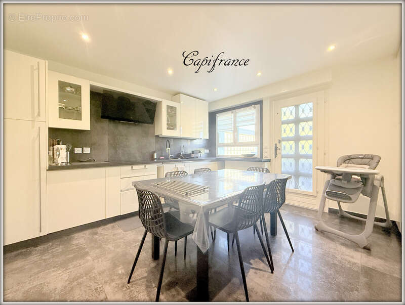 Maison à AULNAY-SOUS-BOIS