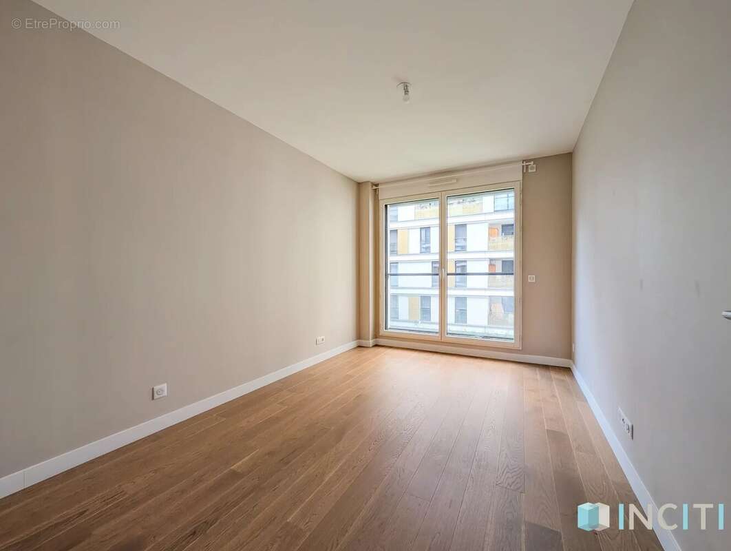 Appartement à ISSY-LES-MOULINEAUX