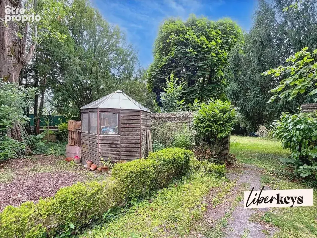 Rare à Verneuil-sur-Avre : demeure historique et jardin de 1 560 m² - photo 17