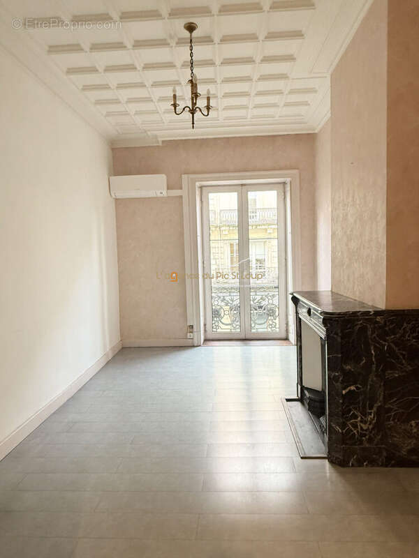 Salon - Appartement à MONTPELLIER
