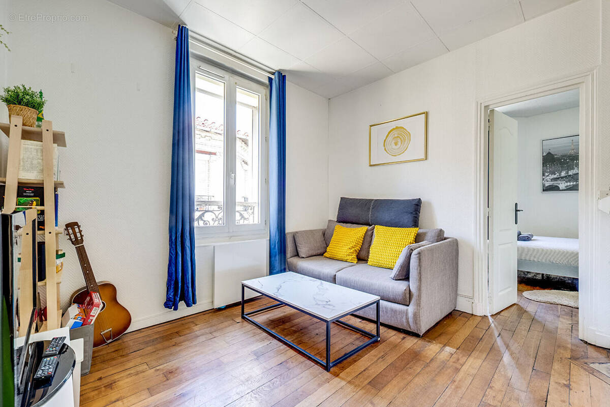 Appartement à IVRY-SUR-SEINE