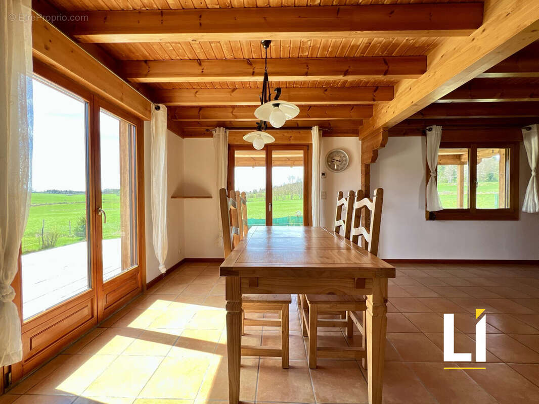 Maison à LES FONTENELLES