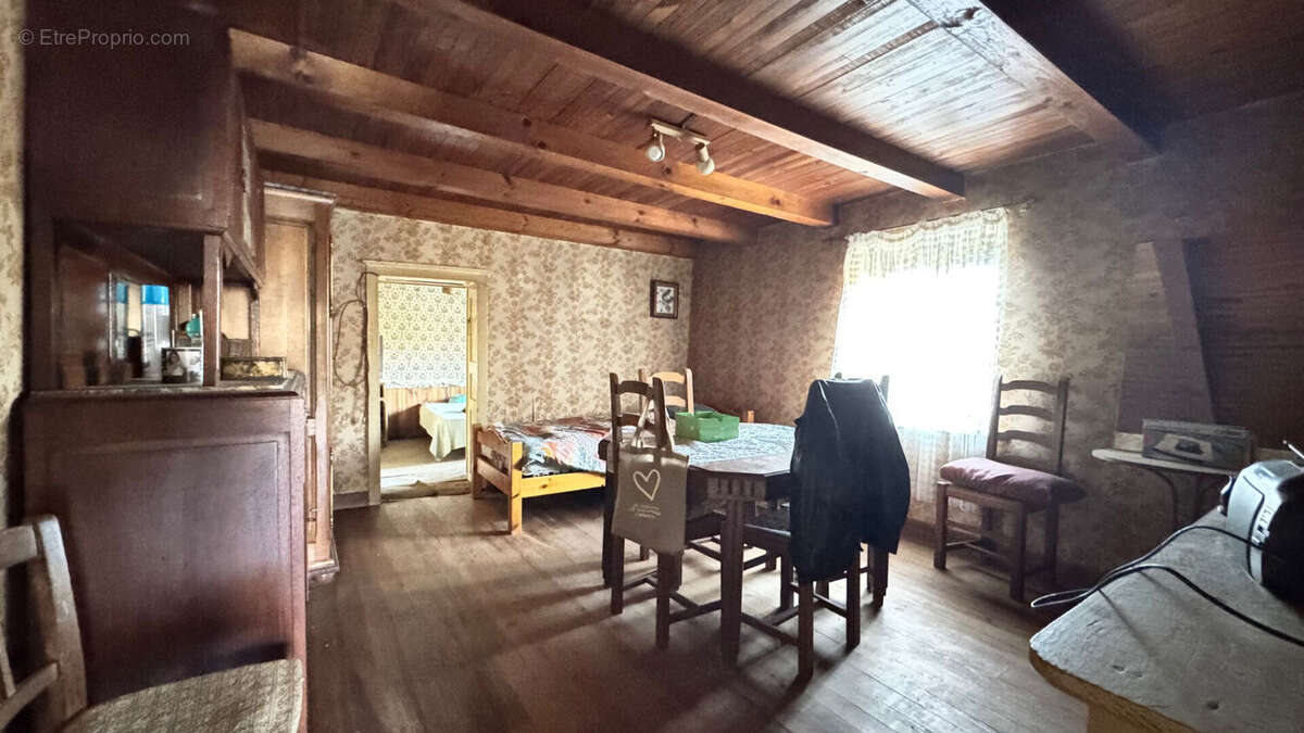 Maison à XERTIGNY