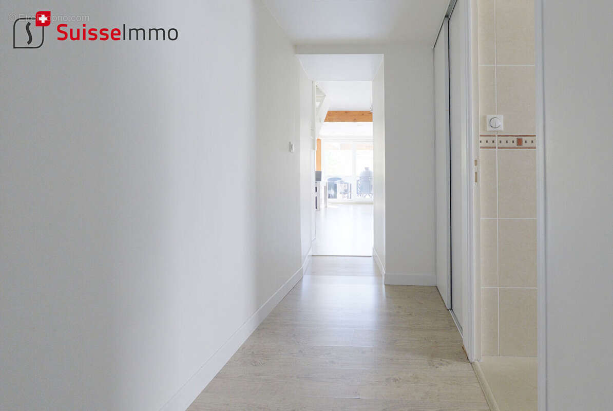 Appartement Audincourt 4 pièce(s) 115 m2 - photo 9