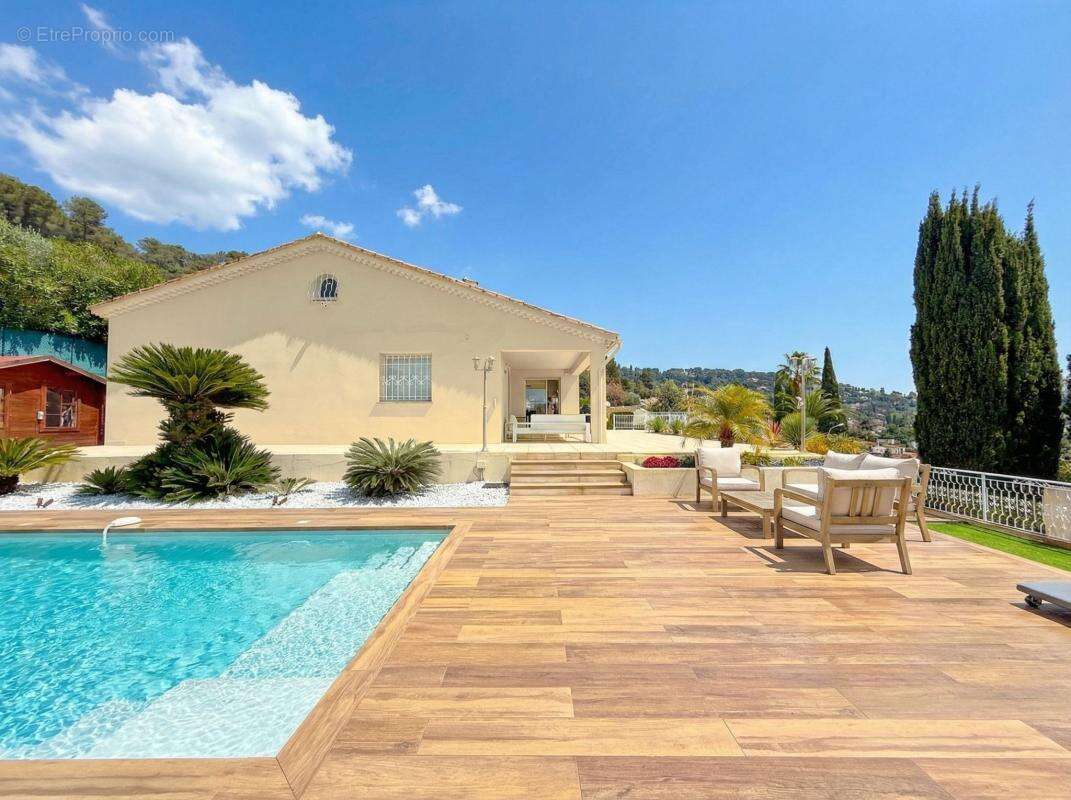 Maison à LA COLLE-SUR-LOUP