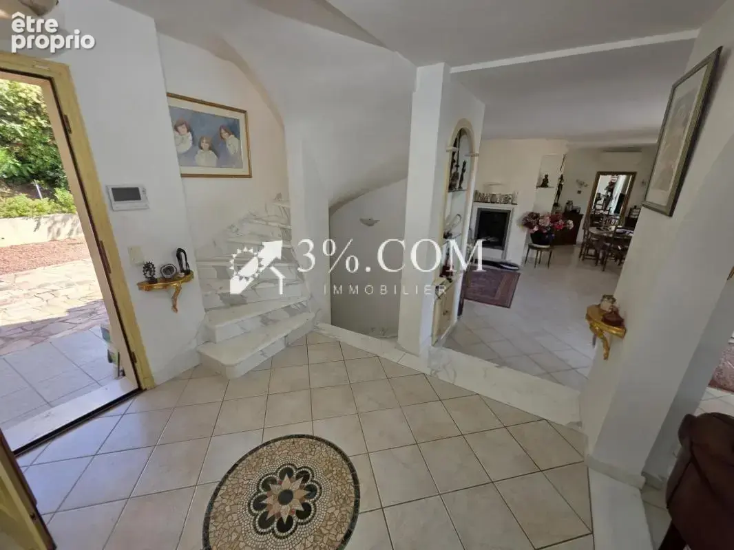 Rare : Villa exclusive avec vue splendide - photo 16