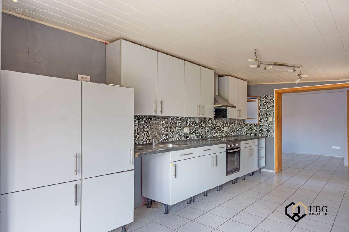 Vente Appartement T4   106 m2   Betschdorf - photo 3
