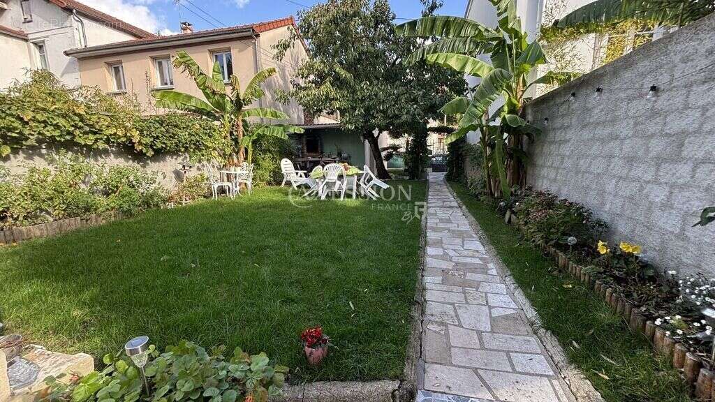 Maison à CHAMPIGNY-SUR-MARNE