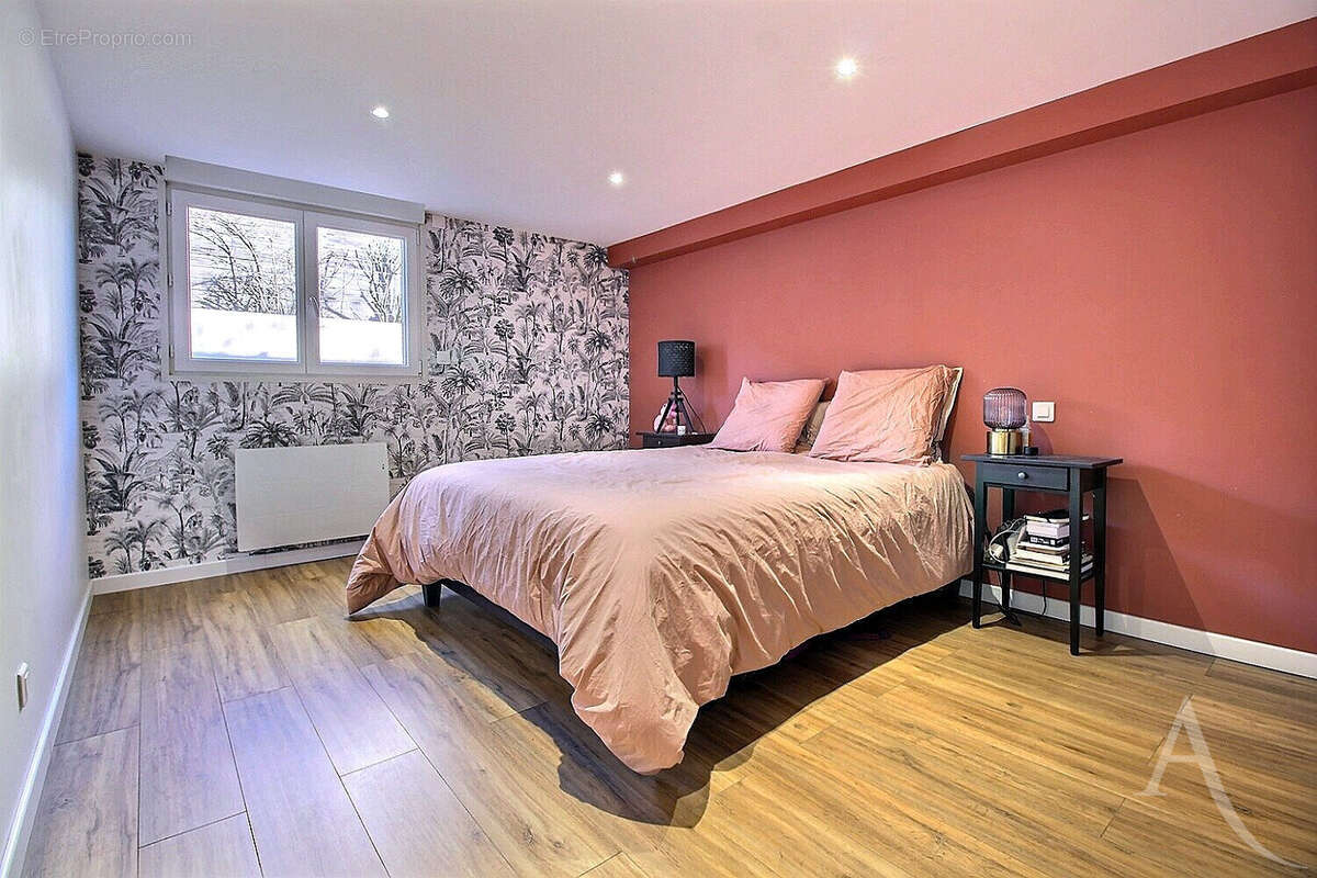 Maison à VILLENAVE-D'ORNON