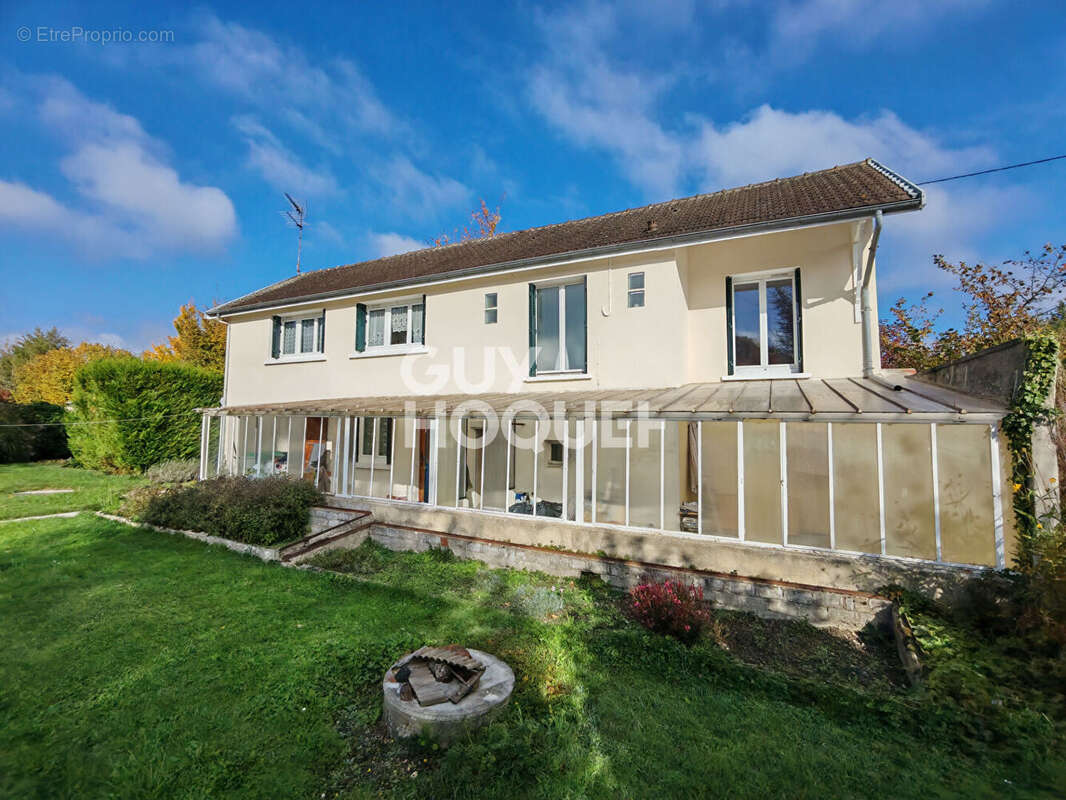 Maison à SAINTE-SAVINE