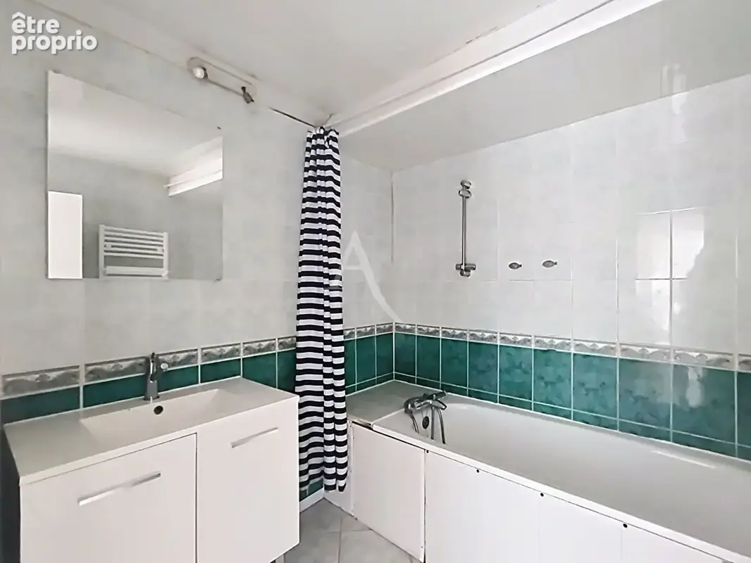Maison de bourg à Cherré  Idéal premier achat ou investissement ! - photo 4