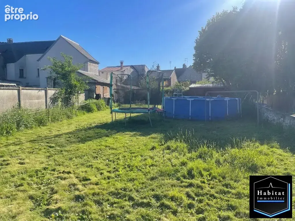Maison et local commercial de 207m² avec jardin - photo 15