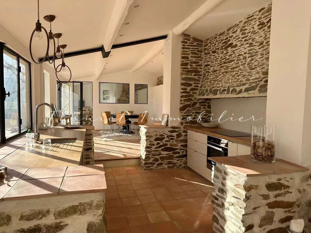 Maison à LA GARDE-FREINET