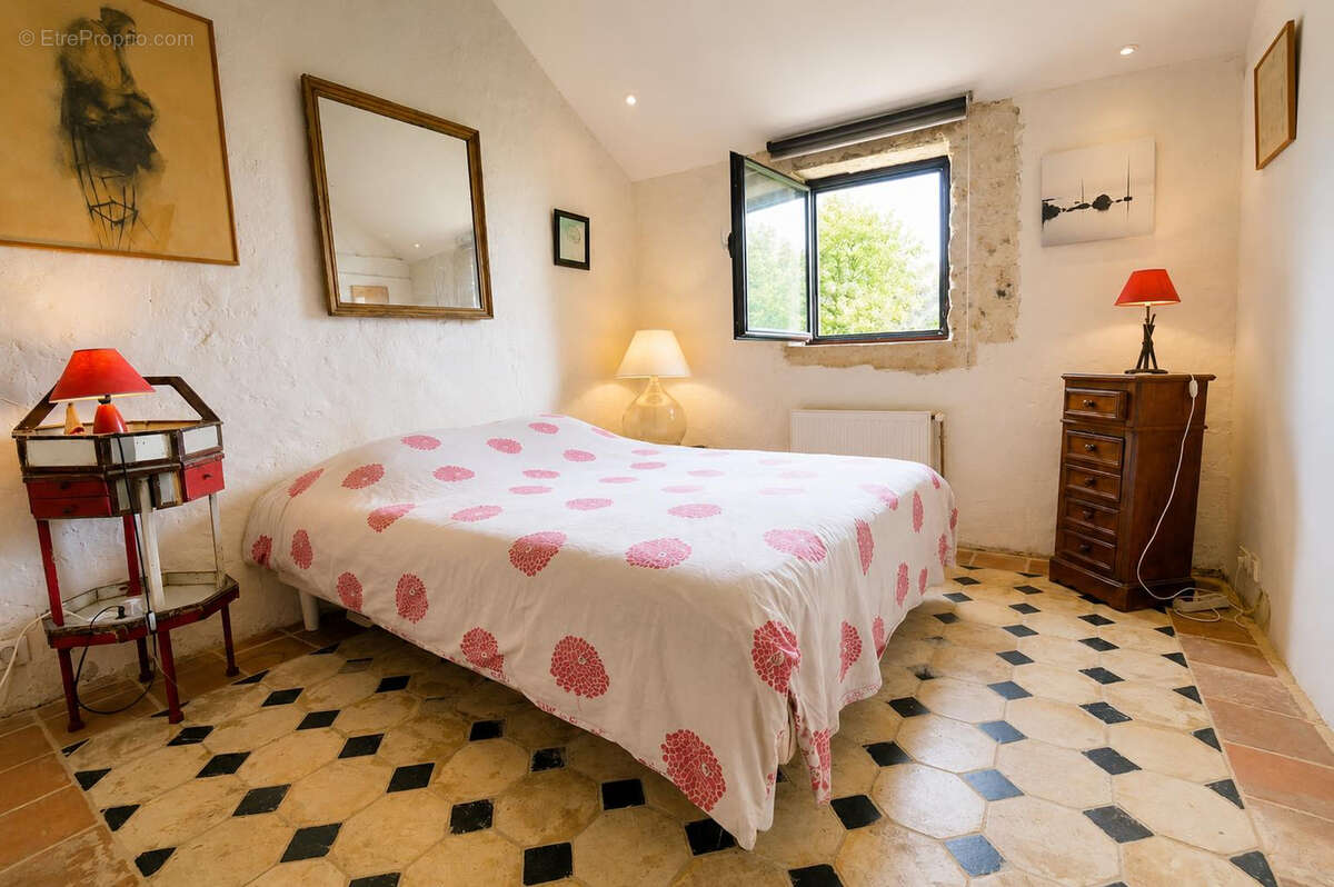 Maison à MEZIERES-SUR-SEINE