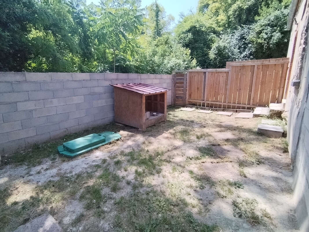 Maison en pierre avec hangar - photo 19