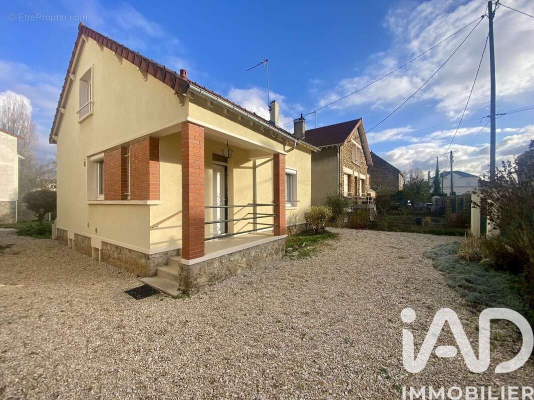 Photo 2 - Maison à TRAPPES